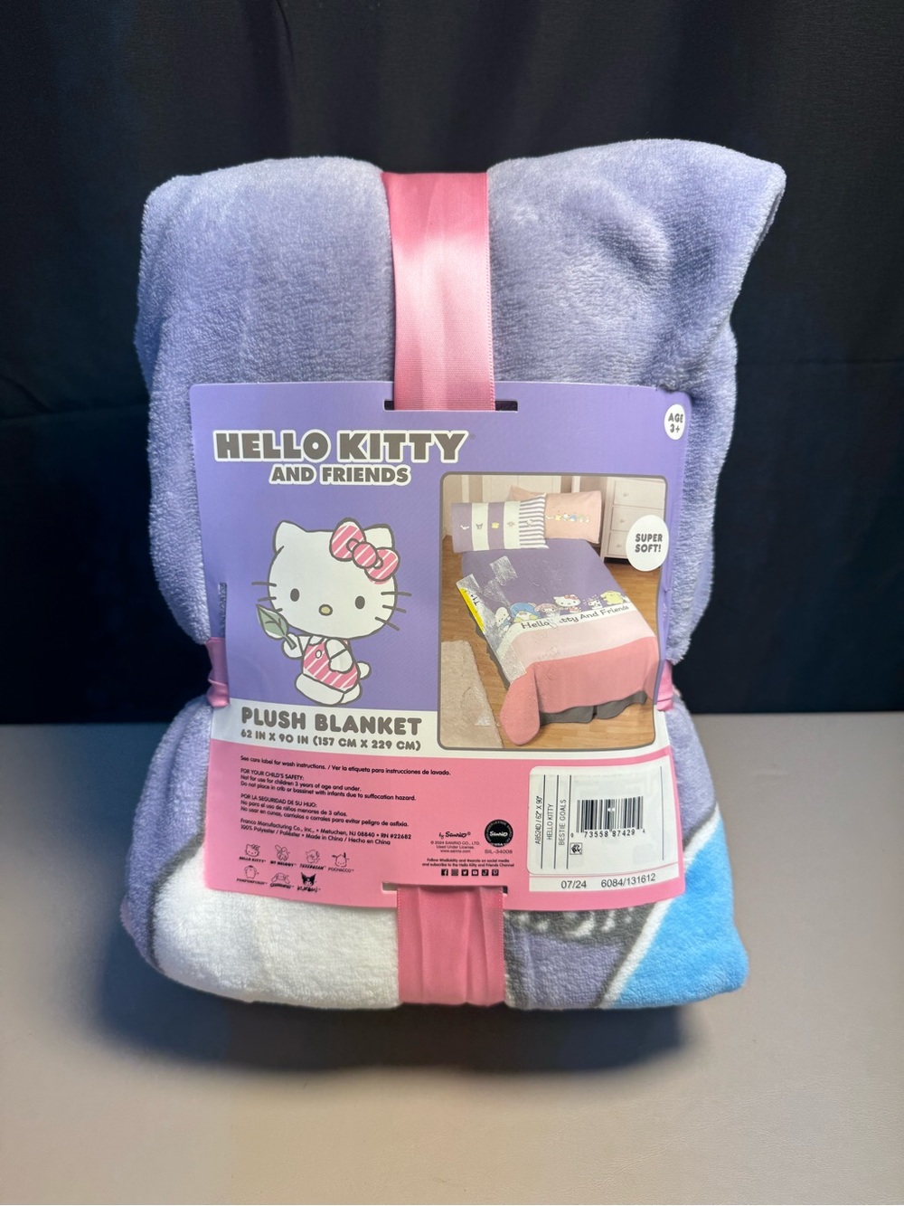 Sanrio Hello Kitty Plush Blanket in Lavender and Pink